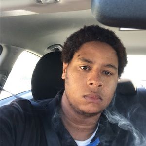 Meet your Posher, Isaiah